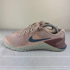 Size 10 - Nike Metcon 4 Particle Beige W